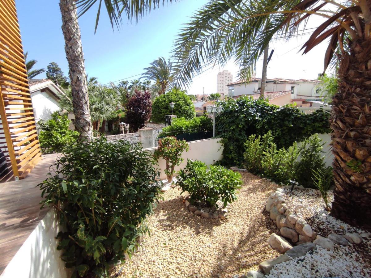 Villa Con Piscina A Un Paso De La Playa Benidorm Kültér fotó