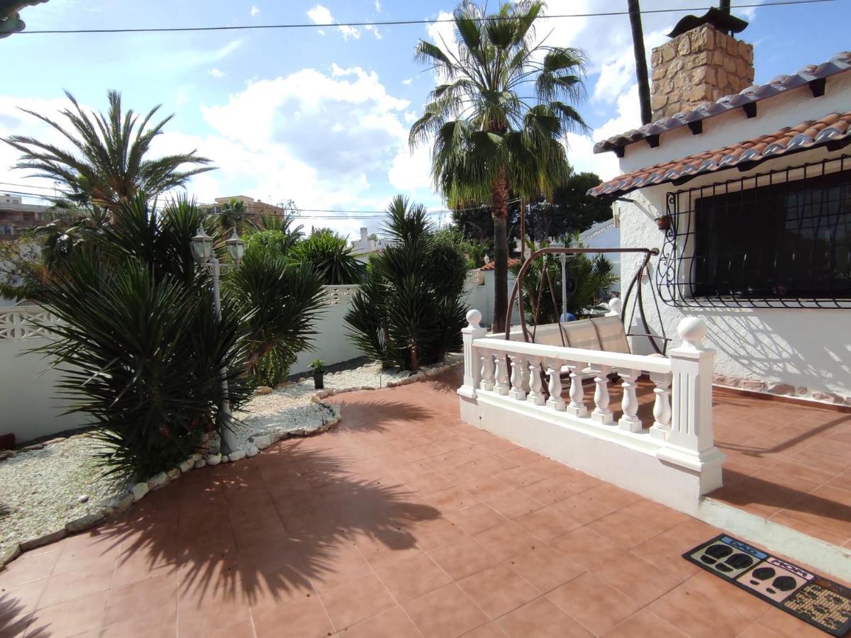 Villa Con Piscina A Un Paso De La Playa Benidorm Kültér fotó